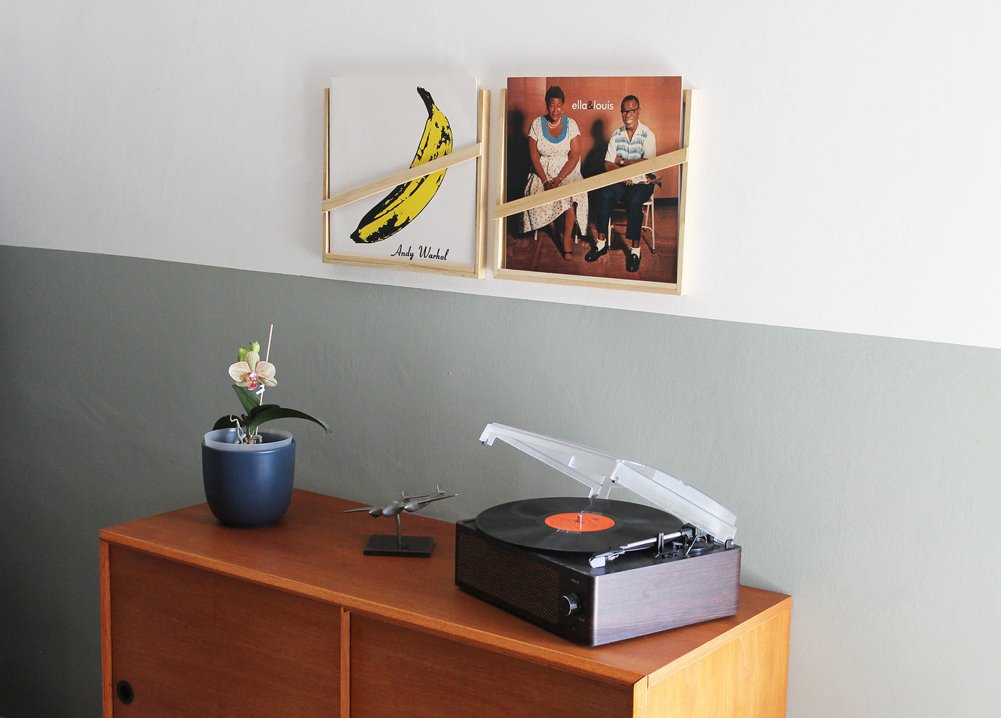 Mensola porta vinili LP da parete in legno. Contenitore dischi in vinile. Espositore vinili. 1 pz