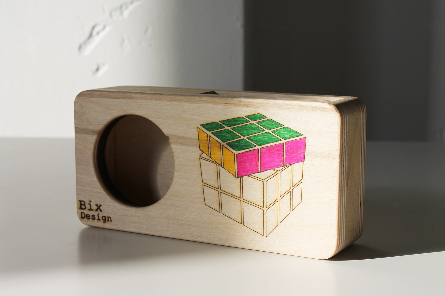 Amplificatore naturale per smartphone. Altoparlante ecologico in legno. mod. CUBIK2. Bixdesign
