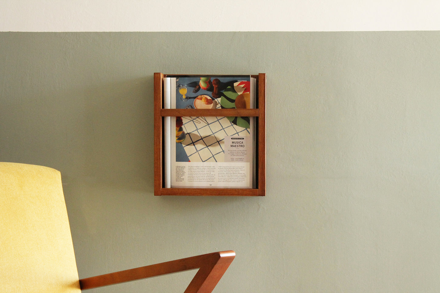 Wood wall mounted magazine rack. Mid century. AGNESE