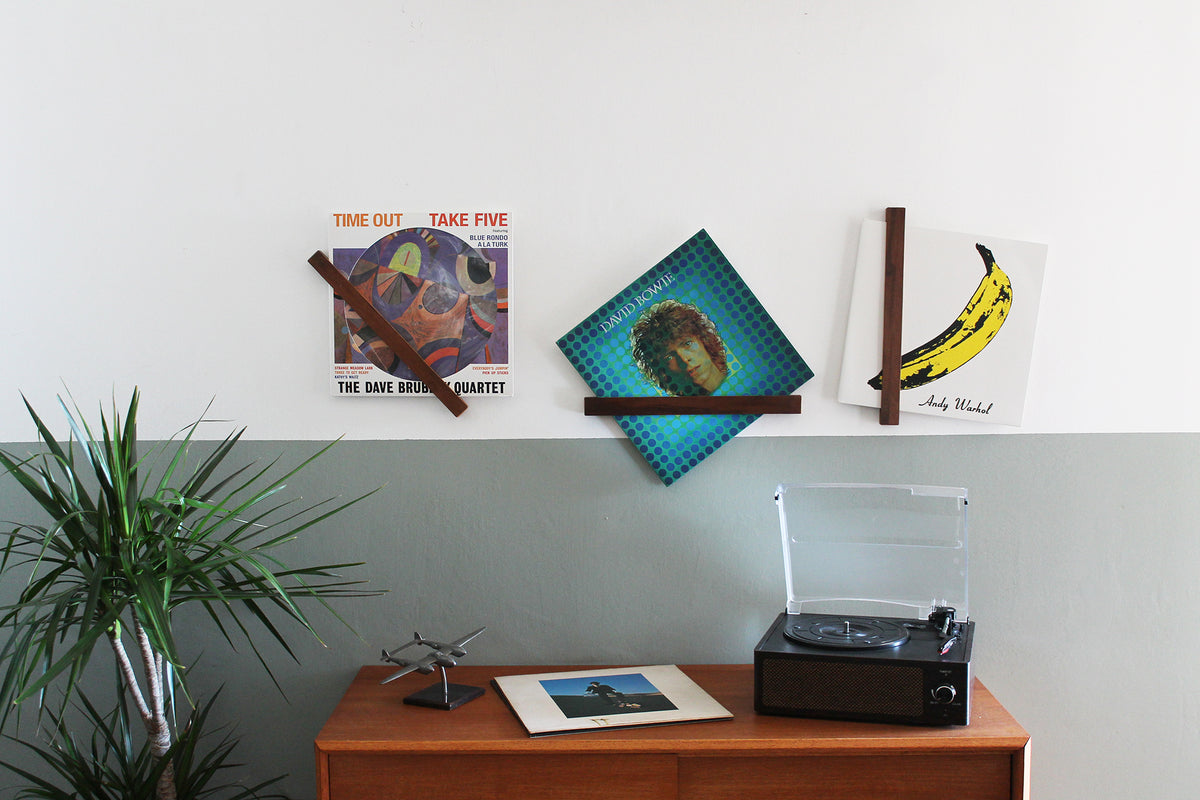 Wooden wall vinyl LP frame. Italian handcrafted design display frame. Perfect for highlighting favorite records. Bixdesign quality.