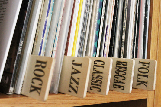 Wooden dividers for vinyl records. Organization of vinyl records.